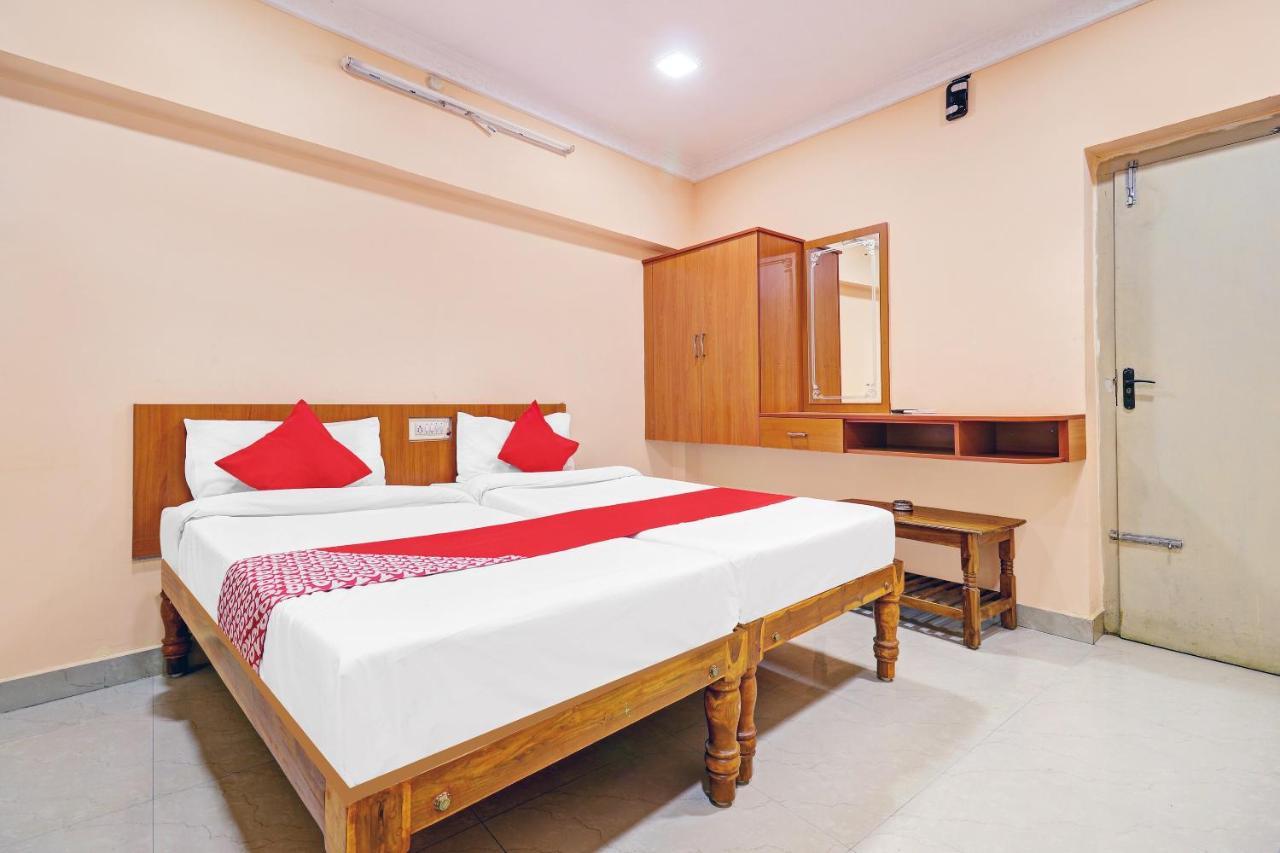 Oyo 81409 Hotel Sivajothi Thoothukudi Exterior foto