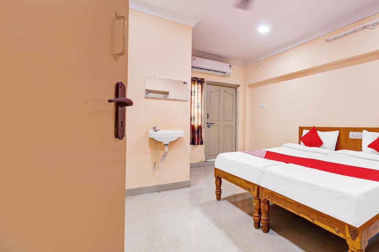 Oyo 81409 Hotel Sivajothi Thoothukudi Exterior foto